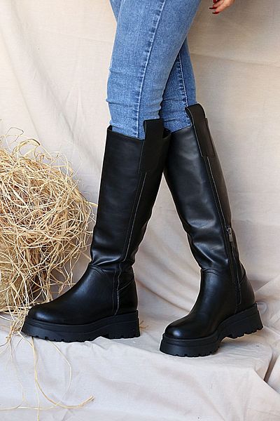 Pembe Potin Women's Black Boots