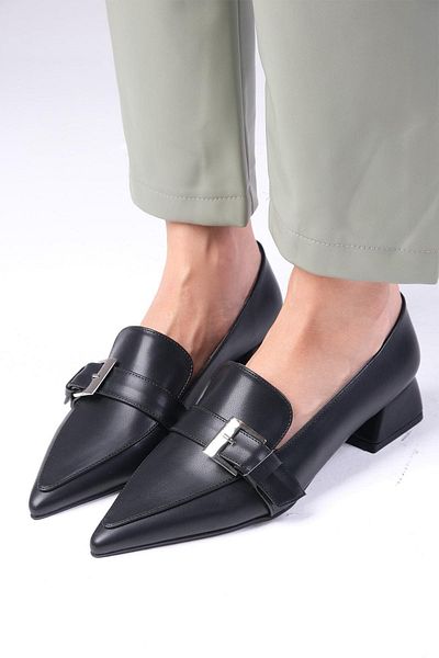 Mio Gusto Carola Black Pointed Toe Women's Low Heel Shoes