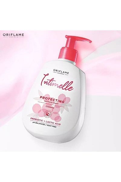 Oriflame Feminelle Feminelle Protective Cleansing Gel for External Genital Areas