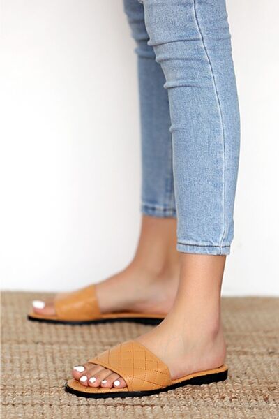 Pembe Potin Women's Mustard Sandals