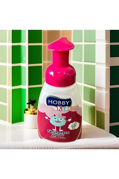 Hobby صابون للأطفال 200 مل - رغوي ومعطر بالفراولة
