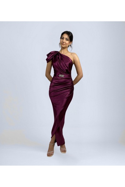 OTHERONE Tek Omuz Detaylı Saten Abiye