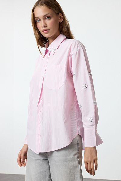 Trendyol Collection Pink Sleeves Stone Detail Overszie Wide Fit Woven Shirt Twoaw25Go00022