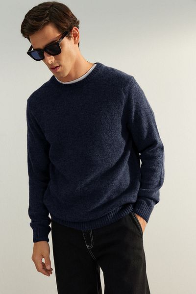 Trendyol Collection Limitált kiadású sötétkék normál gyapjú nyakú tömör kötöttáru pulóver TMNAW24KZ00058