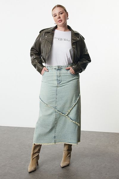 Trendyol Curve Μπλε Τζιν Φούστα Plus Size - Σκίσιμο TBBAW25AZ00012