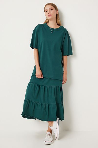 Happiness İstanbul Smaragdgrünes Oversize-Set aus T-Shirt und Volantrock für Damen - UB00291