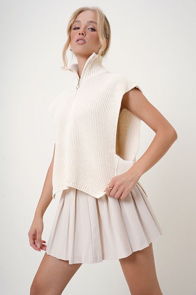 Trend Alaçatı Stili Vanilla Knitwear Sweater - Stand Collar and Zipper ALC-X12506