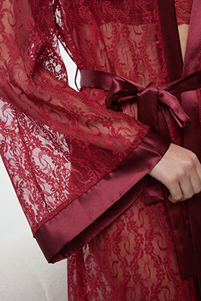 Trendyol Collection Μπορντό Ζώνη Σατέν Λεπτομέρεια Δαντέλα Πλεκτό Peignoir THMAW24SB00011