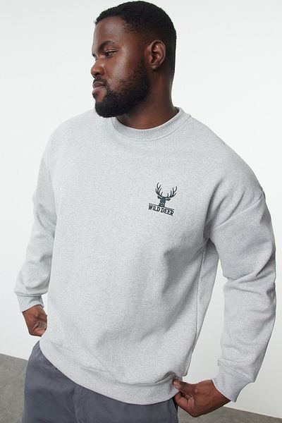 Trendyol Collection Szürke hímzésű Oversize nagyméretű pulóver - TMNAW25AO00011