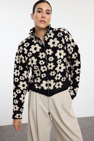 Trendyol Collection Czarny, rozpinany, miękki, teksturowany, szeroki, wzorzysty sweterek z dzianiny TWOAW25HI00262