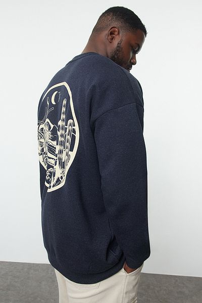 Trendyol Collection Φούτερ Indigo Plus Size Fleece - Crew λαιμόκοψη, στάμπα στην πλάτη, φαρδιά εφαρμογή TMNAW24AO00004