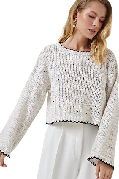 ubmbutik Women's Sweater - Lace-Like Knit Ecru Crop Knit Sweater with Bead De...