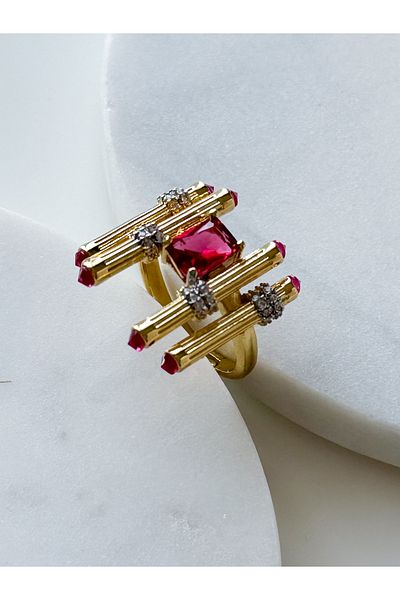 CHARMLUCKY Leyla Pink Stone Gloria Ring