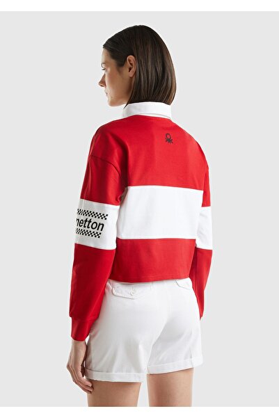 United Colors of Benetton Hanorac crop cu gât polo roșu - 100% bumbac, imprimat cu logo