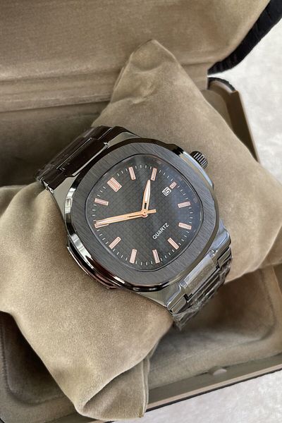 Leerybee Immortal Every Moment with Eye-Catching Unisex Wristwatches