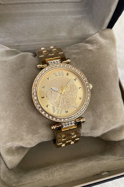 Leerybee Women's Time: Stylish and Modern Clocks
