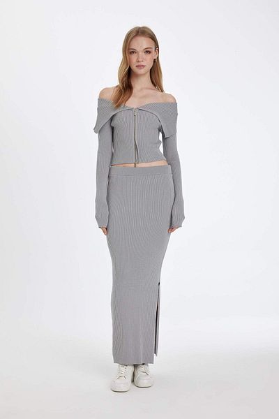 DeFacto Slim Fit Slim Fit Open Shoulder Basic tömör cipzáras kötöttáru kardigán 3163283