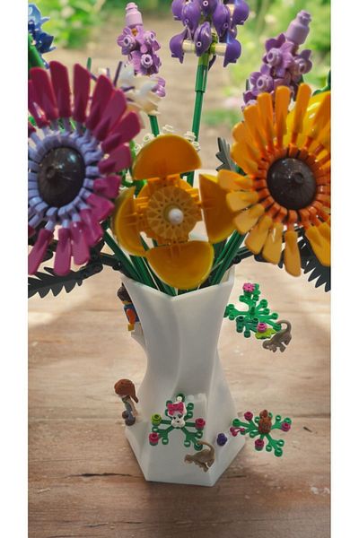 Maflen Lego Flower Compatible Special Design Decorative Vase Bioplastic White (Flowers Are Not Included)