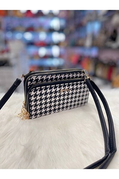 Pandora Bags حقيبة نسائية أفقية - ثلاث جيوب وحزام متقاطع