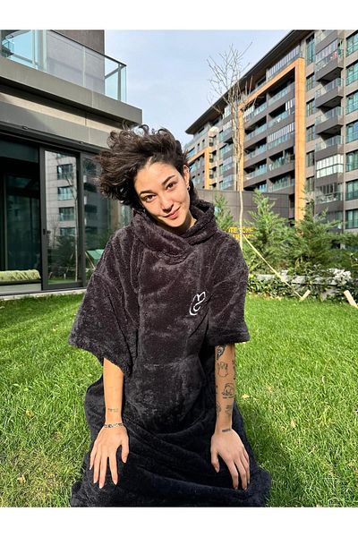 Sole Rosa Solenrosa Teddy Bear Poncho Μαύρο