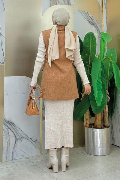 Bym Fashion Елек Taba 7889 с нулев ръкав и джоб