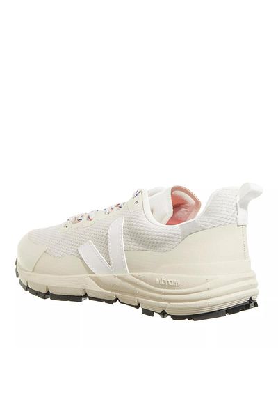 VEJA Dekkan Natural White