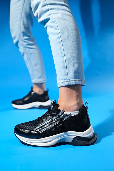LuviShoes Γυναικεία αθλητικά αθλητικά παπούτσια με χοντρή σόλα με φερμουάρ OUDE μαύρα