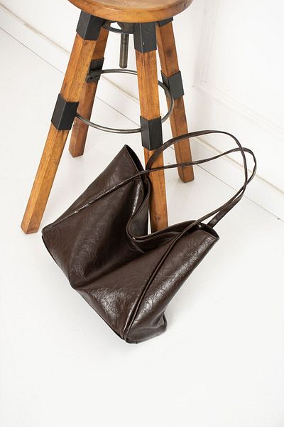 HONEY BAG Geantă de umăr și de umăr pentru femei, model Ruby, importată de calitate maro deschis