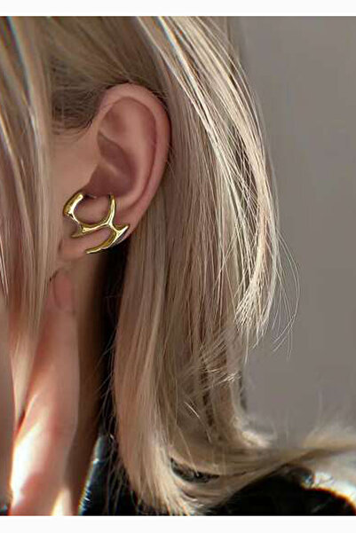 AURRARİ Altın Kaplama Kıkırdak Görünümlü Sofistike Küpe