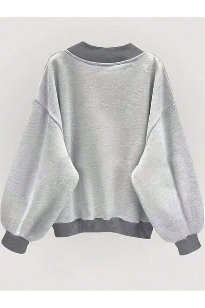 Know Světle šedá oversize dámská mikina Paris s potištěným výstřihem do V - 3 vlákna