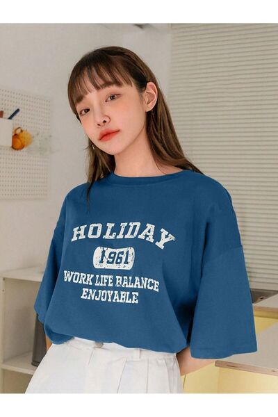 Know Dámské tyrkysově modré tričko Holiday 1961 Oversize s potiskem