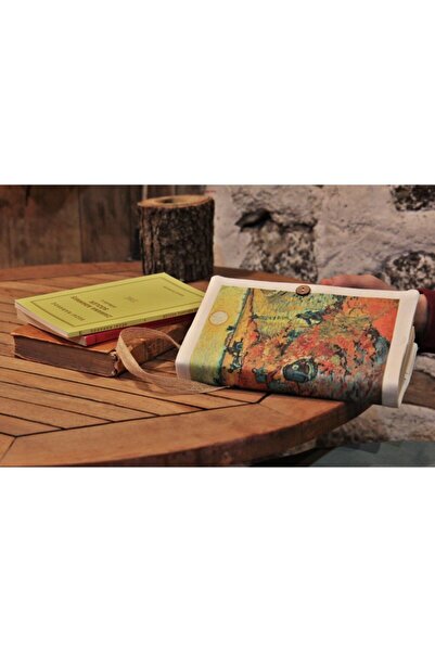 KitapAksesuar غلاف الكتاب - ربطة عنب حمراء فان جوخ