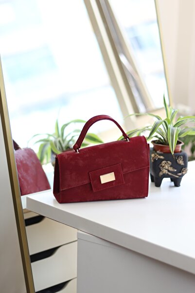 Moom Bag Claret Red Trapezoid Gold Buckle Women's Shoulder Bag