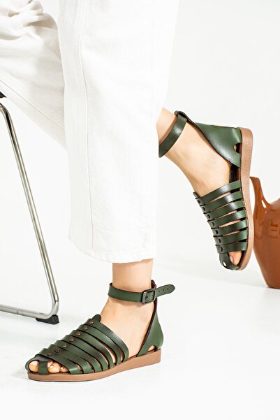 Pembe Potin Women's Khaki Comfortable Poly Sole Daily Summer Basement Style Sandals