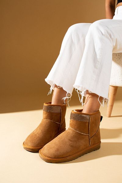 Pembe Potin Γυναικείες μπότες Tan Nubuck με γούνινο εσωτερικό, άνετη πέτρα σόλας με λεπτομέρειες Bootie παπούτσια
