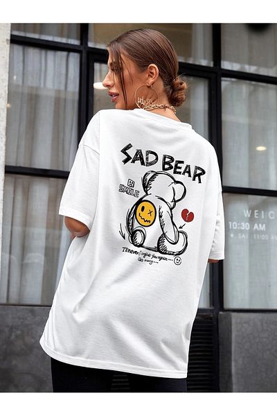 Trendseninle Γυναικείο λευκό μπλουζάκι Oversize Bear Back Printed T-shirt