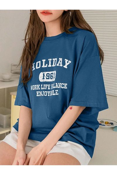 Trendseninle Tricou supradimensionat cu imprimeu de damă, albastru turcoaz, Holiday 1961