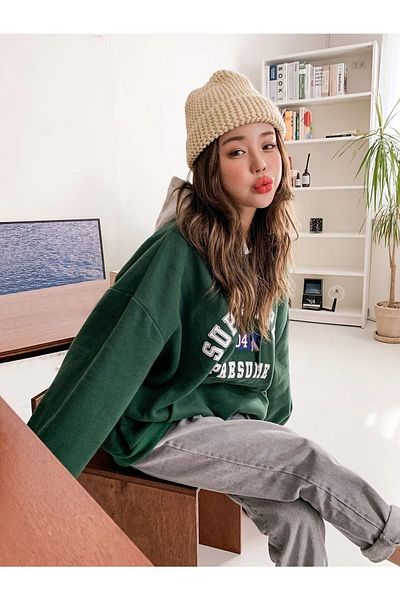 Trendseninle Women's Green Suppose Printed Oversize Sweatshirt