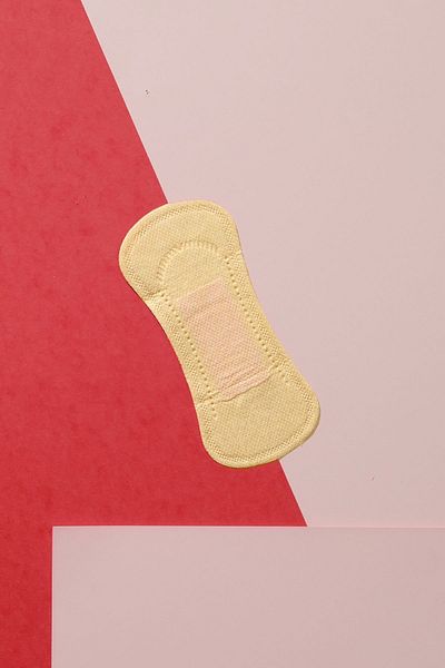 beije Light Menstrual Pack (10 Standard Pads, 10 Super Pads, 10 Standard Daily Pads)