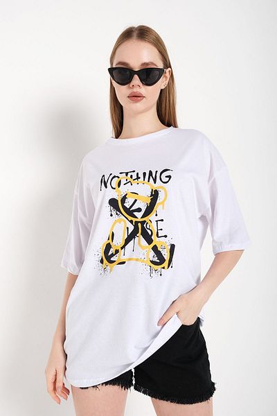 Trendseninle Tricou oversize, alb, imprimat Nimic altceva