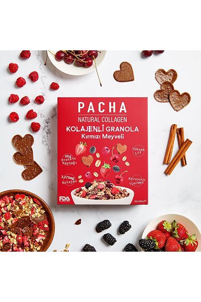 PACHA جرانولا بالكولاجين بالفواكه الحمراء