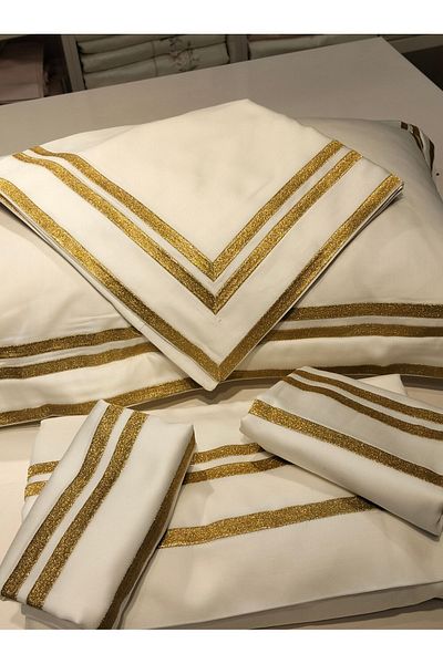 incisecrethome Gold Embroidered Cotton Satin Duvet Cover Set - Double 6 Piece Duvet Cover