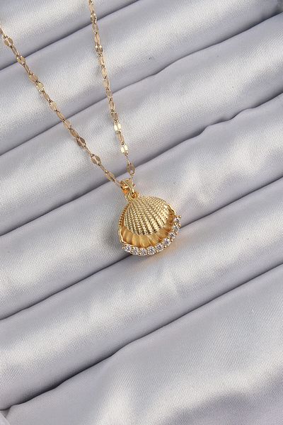 Moka Shopin Mokashopin 316L Gold Colored Oyster Necklace with Zircon Stones and Pearls