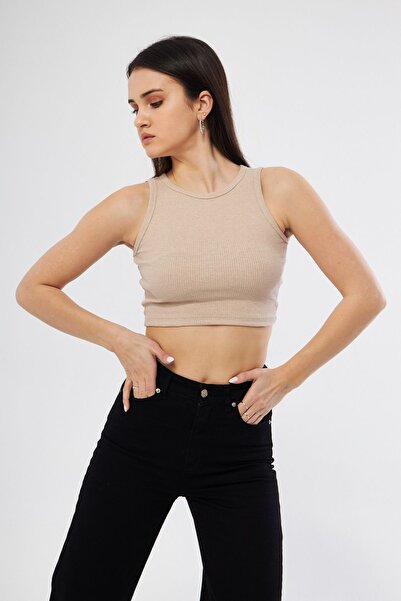 Oyga Γυναικεία κρεμ καμιζόλα Crew Neck Athlete Crop