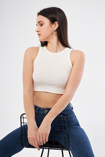 Oyga Γυναικεία λευκή καμιζόλα Crew Neck Athlete Crop
