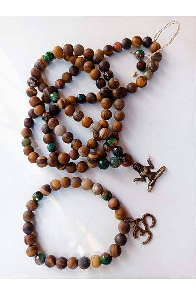 PİRAMİGO 108 Piece Trowel and Bracelet Set
matte Necklace Tiger Eye And Chrysoprase Pure Natural Stone Tibet