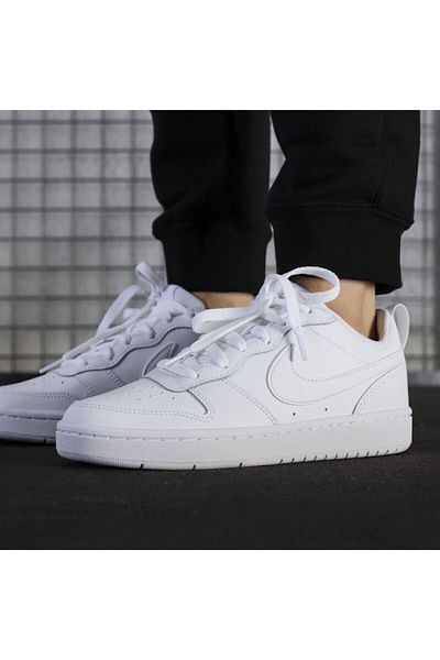 Nike Court Borough Low 2