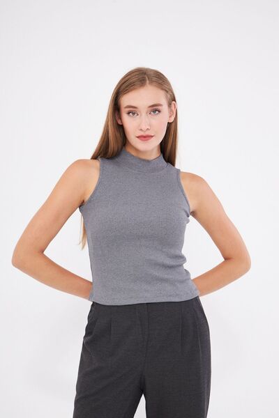 Oyga Γυναικείο εσώρουχο καμιζόλ σε γκρι κοτλέ - μισό ζιβάγκο, αμάνικο