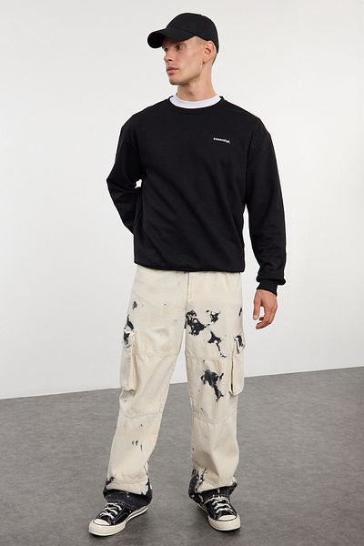Trendyol Collection Черен унисекс суитшърт с голям размер/широко изрязване с лозунг и полар отвътре Tmnaw25Sw00162