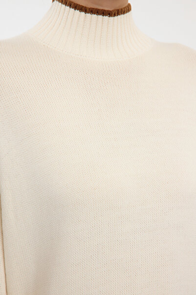 Trendyol Collection Wide Fit Ecru Knitwear Sweater - Color Block, Twoaw25kz00187